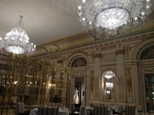 Breakfast room, Peninsula Paris
