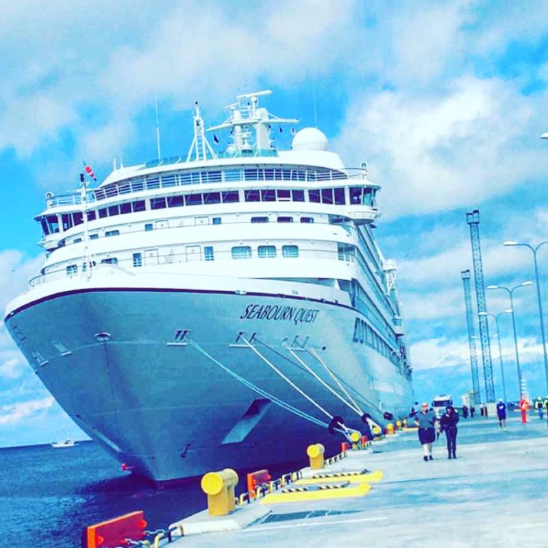 Seabourn quest cruise ship